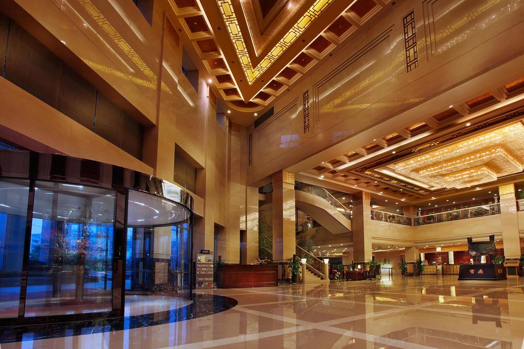 Howard Johnson Tech Center Plaza Hofej Kültér fotó